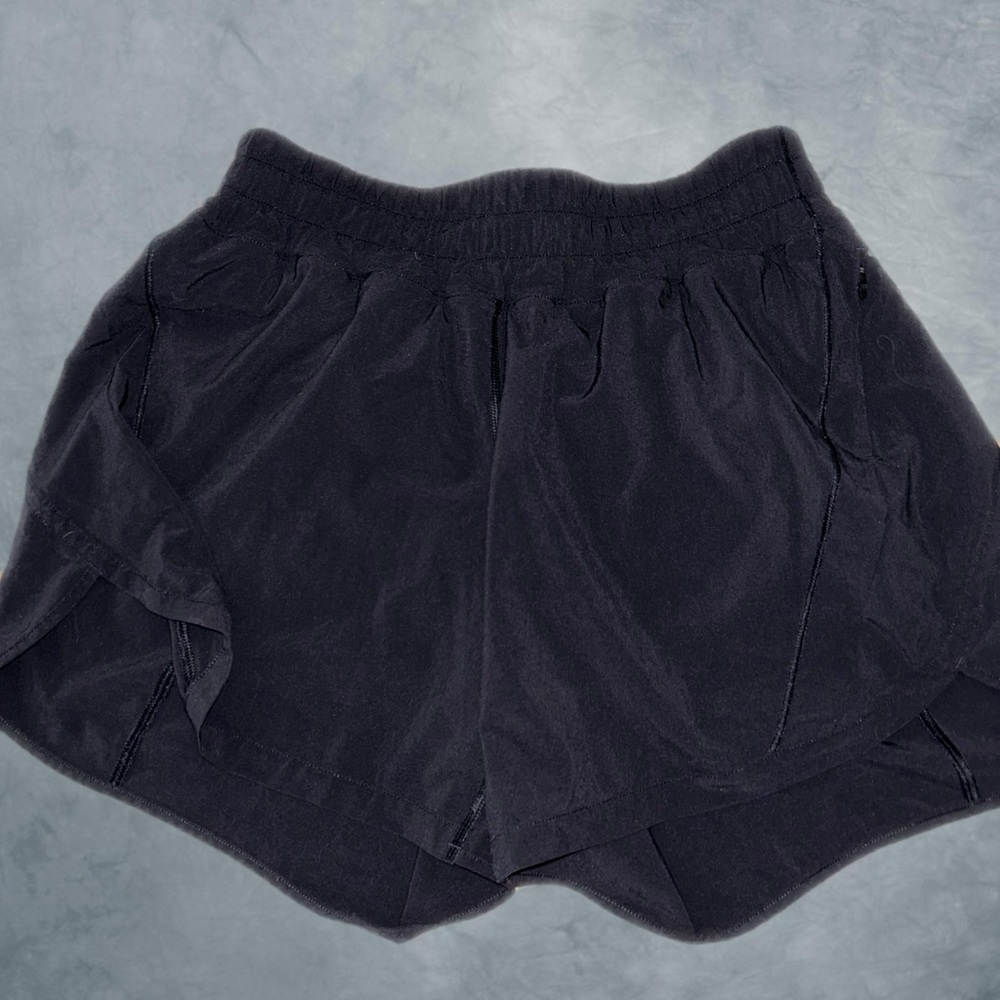 Track that Lululemon short